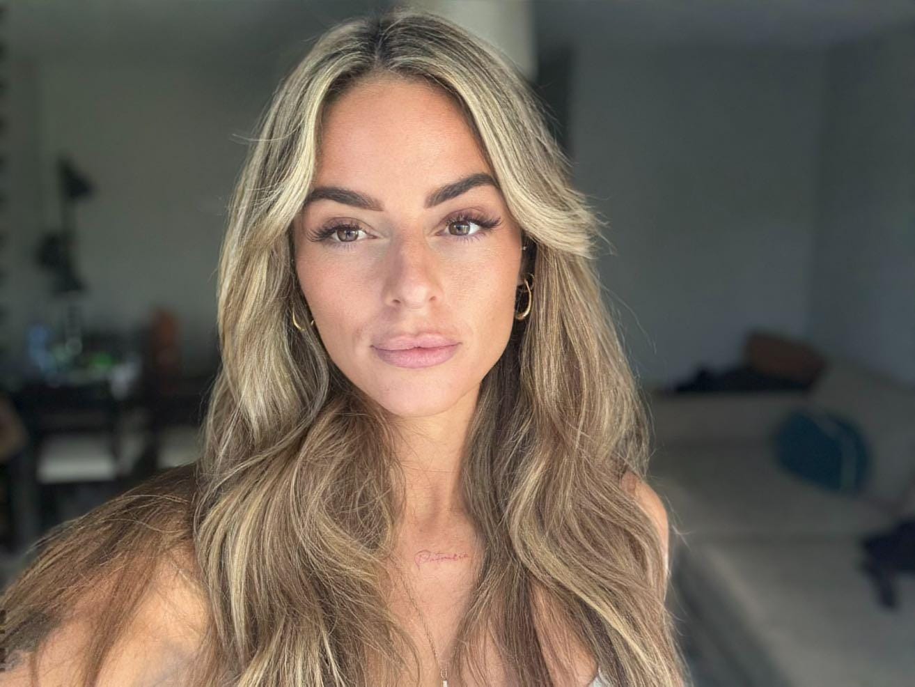 Hair styling by Jerry Nolan